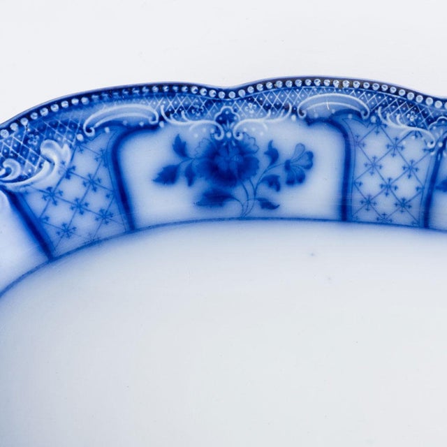 Classically made blue flow Melbourne Platter. Great and sturdy piece for elegant dinners or can be a great show piece to...