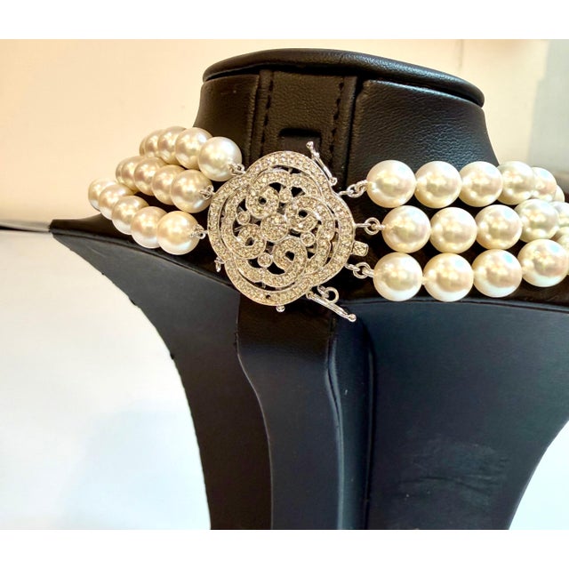 8mm Akoya Japanies Pearl Triple Strand Choker Necklace, 18k White Gold & Diamond For Sale - Image 4 of 8