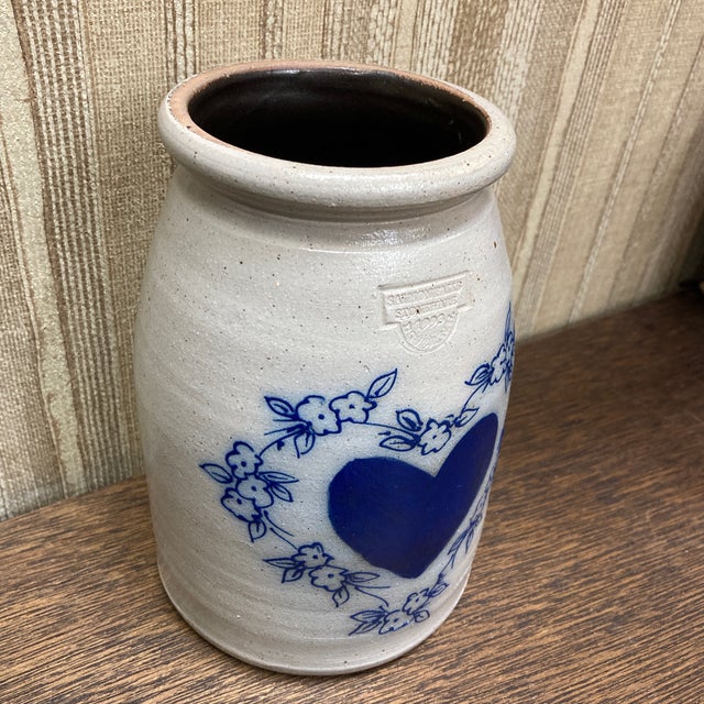 Vintage 1993 Salmon Falls Stoneware grey crock with blue heart and flower design