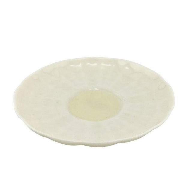 Ceramic Antique Belleek Irish Porcelain Saucer – Etruscan Shell Pattern, 5th Mark, Circa 1955–1965 For Sale - Image 7 of 9