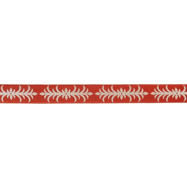 Derived from the beloved Acanthus Stripe pattern, this woven tape features a stylized acanthus leaf motif and provides an...