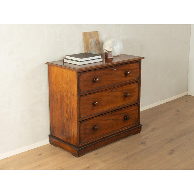 Victorian Linen Press Chest of Drawers, circa 1840 Good workmanshipHigh-quality materialsSolid wood drawersMade in Great...