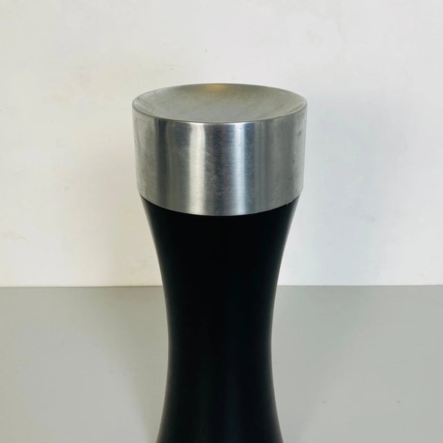 Metal Mid-Century Modern Italian Black Floor Steel Ashtray, 1970s For Sale - Image 7 of 9