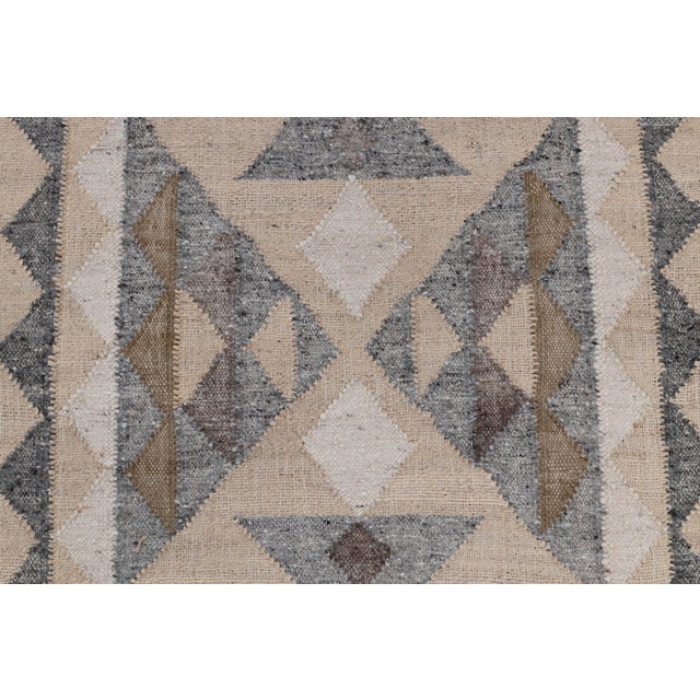 Beige Beige Grey Wool Jute Kilim Premium Flatweave Scandinavian Rug 5x8Ft. For Sale - Image 8 of 12