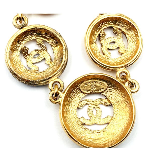 Chanel Vintage Gold Plated CC Coin Medallion Chain Necklace For Sale In Los Angeles - Image 6 of 6
