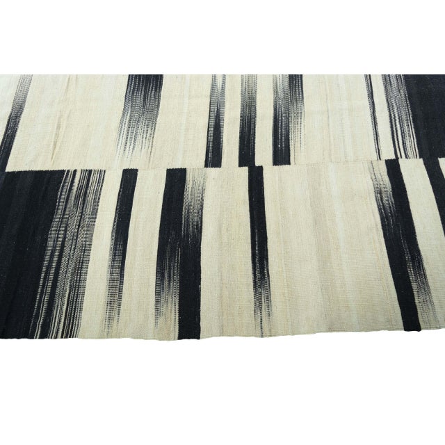 Textile Designer Kilim Fars 242 X 170 Cm - Modern Design in Black & Natural White For Sale - Image 7 of 9