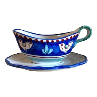 Solimene Vietri Italian Pottery Campagna Chicken Hand Painted Blue & Pink Sauce Server / Gravy Boat For Sale