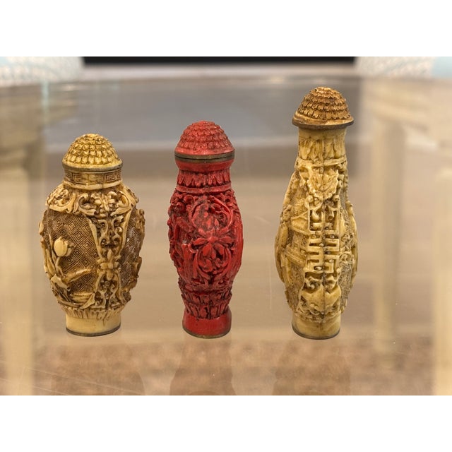 Vintage Chinese / Chinoiserie Style Relief Decorated Snuff Bottles - Set of 3 For Sale - Image 10 of 11