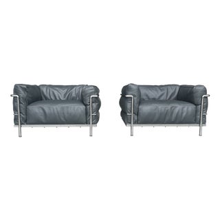 LC3 Down Cushions Y Leather Armchairs by Le Corbusier for Cassina, 1990s, Set of 2 For Sale
