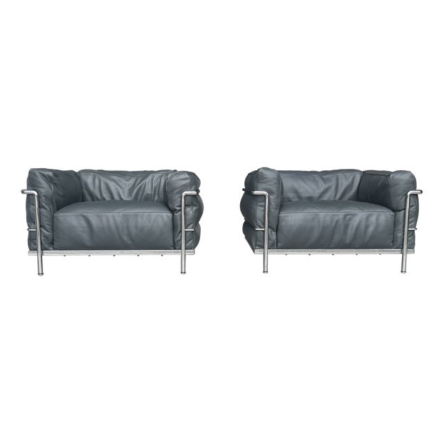 LC3 Down Cushions Y Leather Armchairs by Le Corbusier for Cassina, 1990s, Set of 2 For Sale