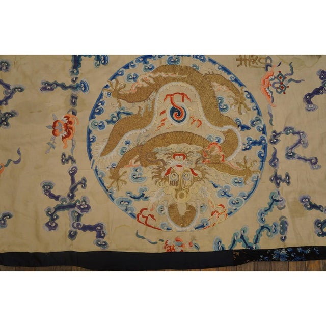 1820s Beige Medallion Dragon Antique Flat Weave Rug Silk Chinese Embroidery For Sale - Image 10 of 11