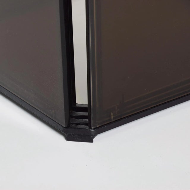 1970s Set of Four Nesting Tables in Satin Black Metal & Smokey Gray For Sale - Image 11 of 13