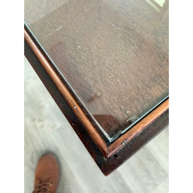 Vintage Mahogany Nesting Tables in the Style of Henkel-Harris – Inset Glass Tops For Sale - Image 13 of 15