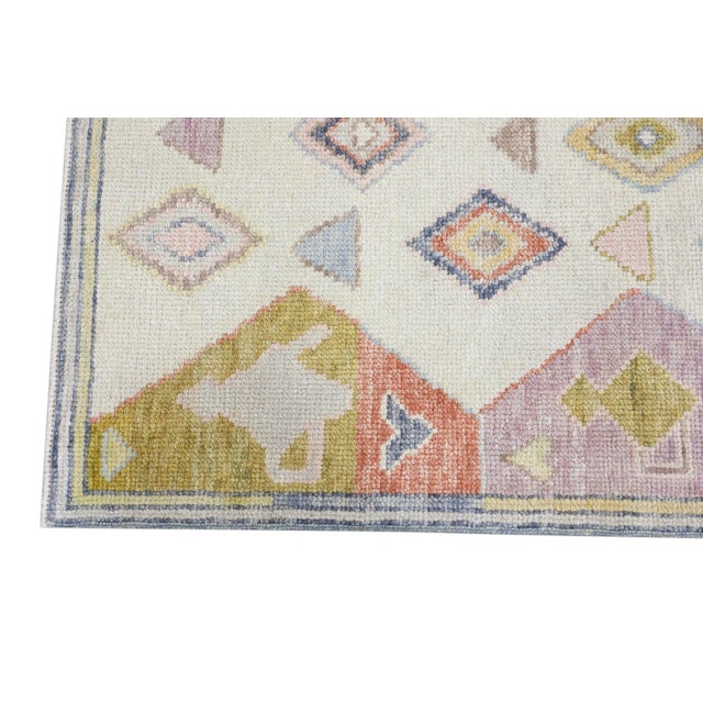 Early 21st Century Oriental Hand Knotted Rug Turkish Oushak 2'10" x 4'9" For Sale - Image 5 of 9