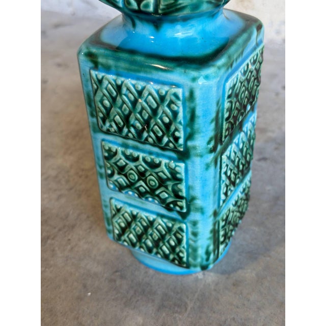 Ceramic Vase With Relief Geometric Pattern West Germany Mid-Century Modern 1970s For Sale In Los Angeles - Image 6 of 10