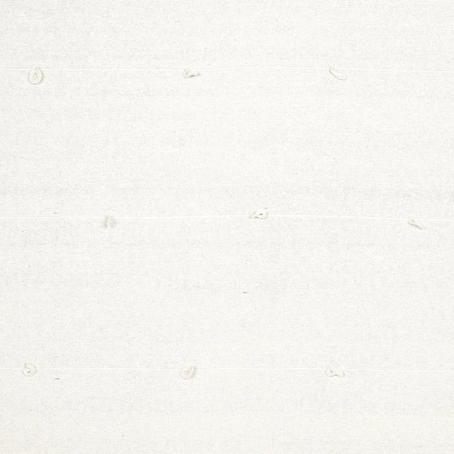 Created in collaboration with Onora, a design brand that works with Mexican artisans, Globo Knotted Handwoven features...