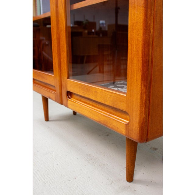 Vintage Danish Teak Vitrine, 1960s For Sale - Image 13 of 18