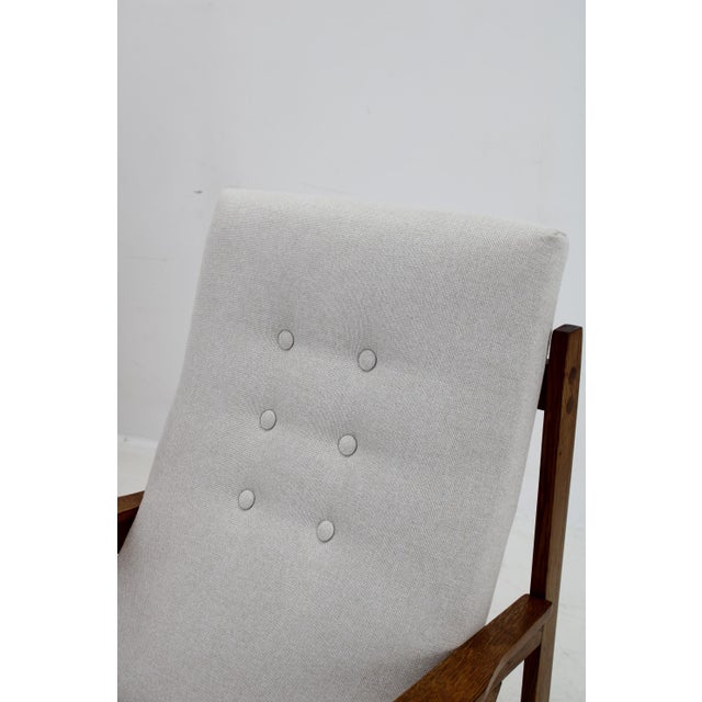 1970s Set of Oak Armchairs attributed to Uluv, Czechoslovakia, 1970s For Sale - Image 5 of 12