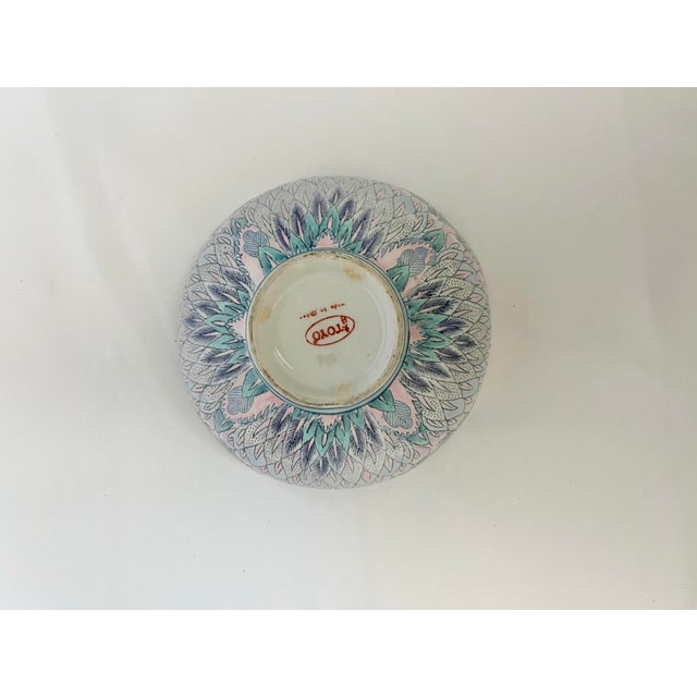 Vintage Toyo Japan Decorative Bowl With Pastel Feather Motif For Sale In Naples, FL - Image 6 of 7