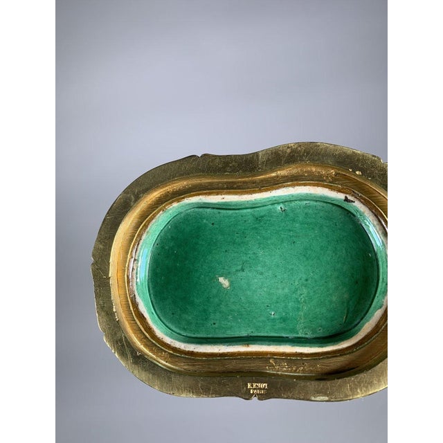 18th Century Monochrome Green Vase with Adjoining Carp, Kangxi period (1662-1722) For Sale - Image 5 of 9