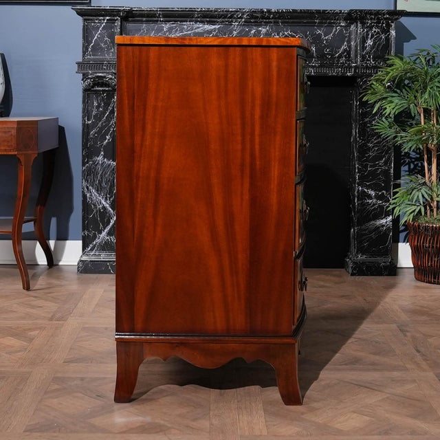 Mahogany Banded Hepplewhite Chest of Drawers of Drawers For Sale - Image 6 of 12
