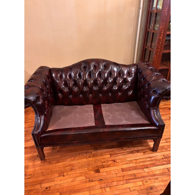 Vintage Kimball Faux Leather Chesterfield Settee For Sale In Columbus - Image 6 of 8
