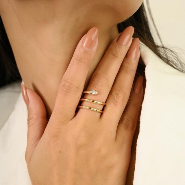 Early 21st Century 21st Century Insipired Diamond Snake Wrap Ring in 14k Gold in Bezel Set Size 9 For Sale - Image 5 of 15