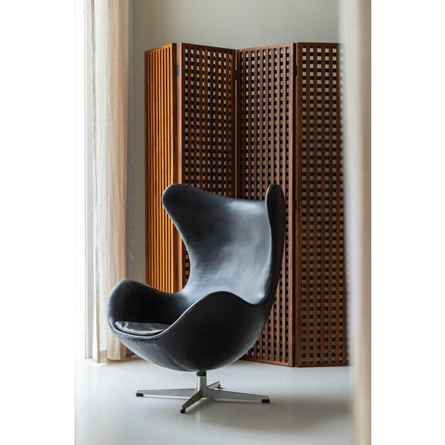 Mid-Century Modern Early Egg Armchair by Arne Jacobsen for Fritz Hansen, 1960s For Sale - Image 3 of 14