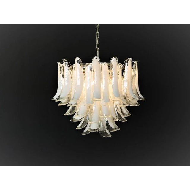 1980s Vintage Italian Murano Chandelier with 53 Transparent Lattimo Glass Petals from Mazzega, 1982 For Sale - Image 5 of 13