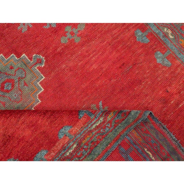 Galerie Shabab Collection Early 20th Century Handmade Turkish Oushak Gallery Rug in Red For Sale - Image 9 of 10