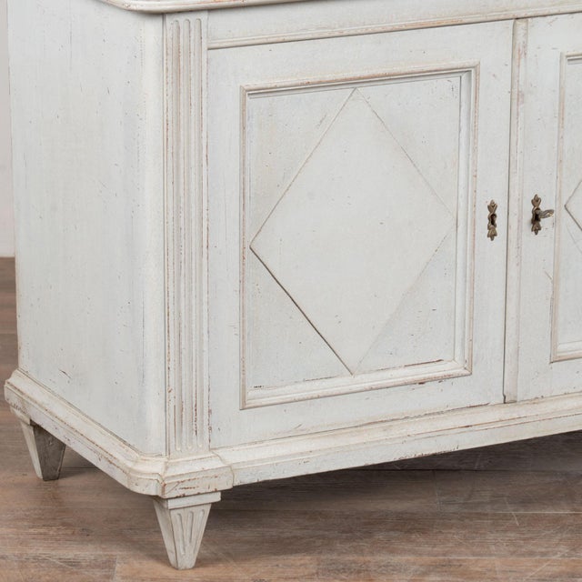 Gray 19th Century Swedish Gray Painted Pine Bookcase Display Cabinet For Sale - Image 8 of 10