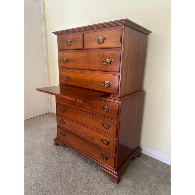 Beautiful highboy dresser in great condition!