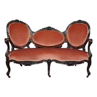 Large 19th Century Louis XV Mahogany Bench with Medallions For Sale