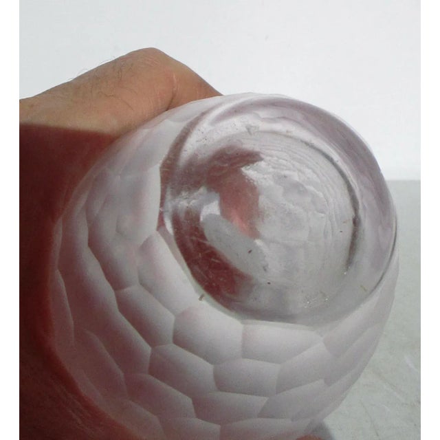 1990s Vintage Hand-Carved & Faceted Pink Glass Vase For Sale - Image 5 of 7