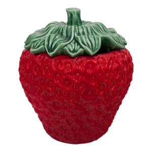 Bordallo Pinheiro Strawberries Tureen, 135 oz