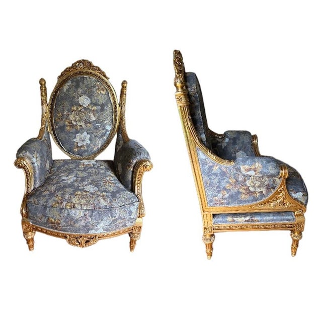 These are a gorgeous pair of Asnaghi Fauteuil Baroque Rococo armchairs. These hand carved chairs are truly a work of art....
