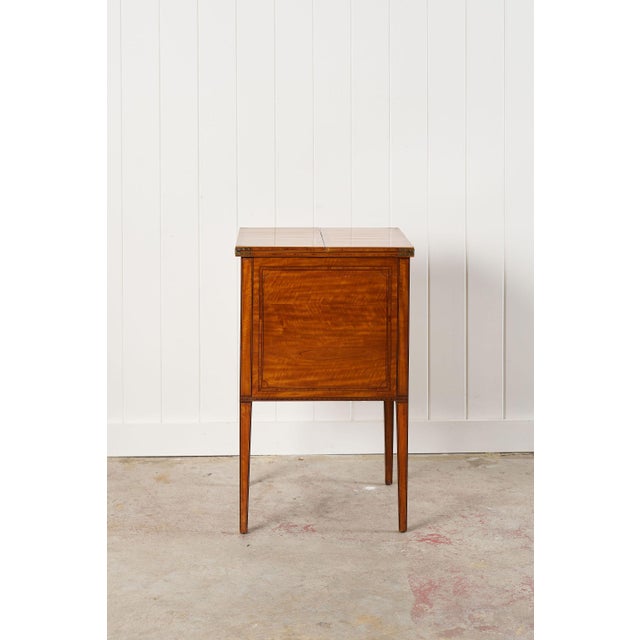 Early 19th Century Mahogany Inlaid Writing Cabinet For Sale In Charleston - Image 6 of 15