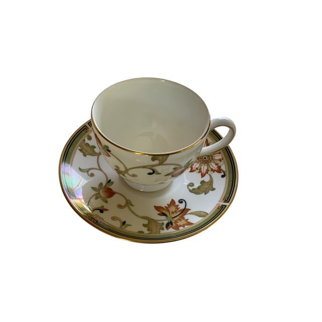 Wedgwood 1990s Oberon by Wedgwood Estate Set Bone China Made in England 1993-2003 - 40 pcs For Sale - Image 4 of 5