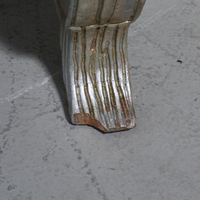 Early 20th Century Early 20th Century Maison Jansen Attr. French Floral Eglomise Carved and Mirrored Coffee Table For Sale - Image 5 of 13