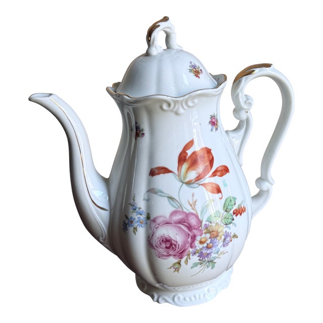 Mid-20th Century Bavaria Bernadotte Style Fluted Porcelain Coffee Pot Floral Gold Trim For Sale