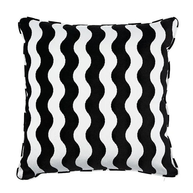 Modern Schumacher The Wave 24" Pillow in Black For Sale - Image 3 of 3