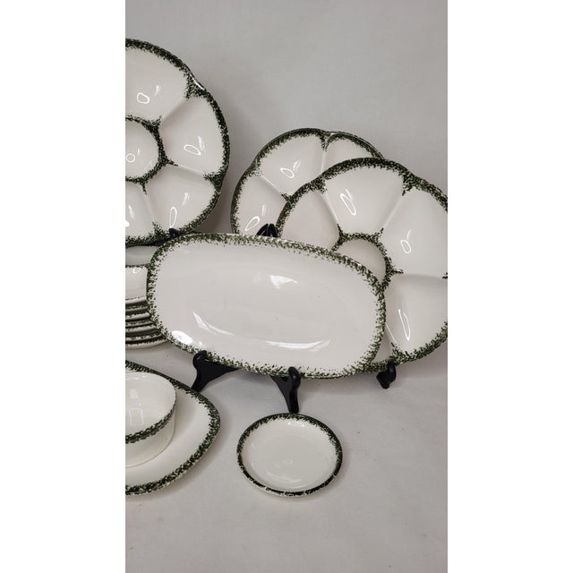 Gien Earthenware Oyster Service, 1960s, Set of 14 For Sale - Image 3 of 7