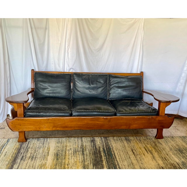 This is a vintage W.R. Dallas “Texas Spoke Wheel” design sofa. W.R.Dallas originally started in 1929 in San Antonio,...