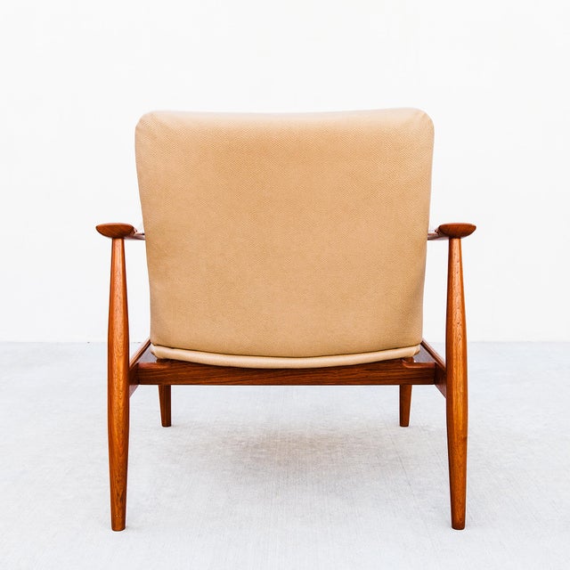1960s Restored Finn Juhl Fd 138 Danish Modern Teak Lounge Chair by France & Son, 1960s For Sale - Image 5 of 17