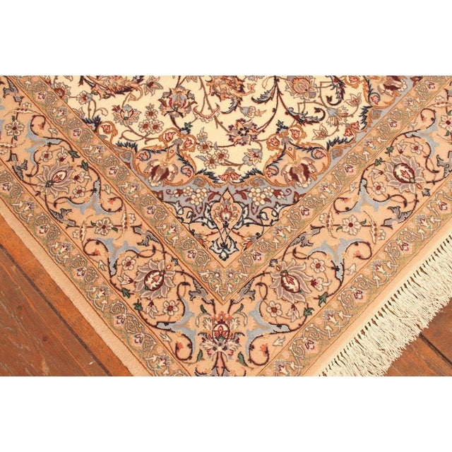 Brown Middle Eastern Rug in Wool For Sale - Image 8 of 10