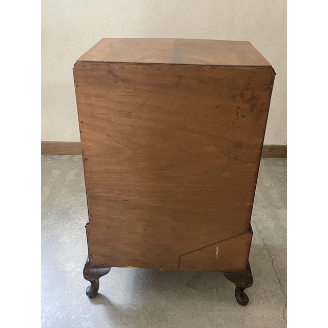 Brown Classical Mahogany Chest of Drawers For Sale - Image 8 of 9