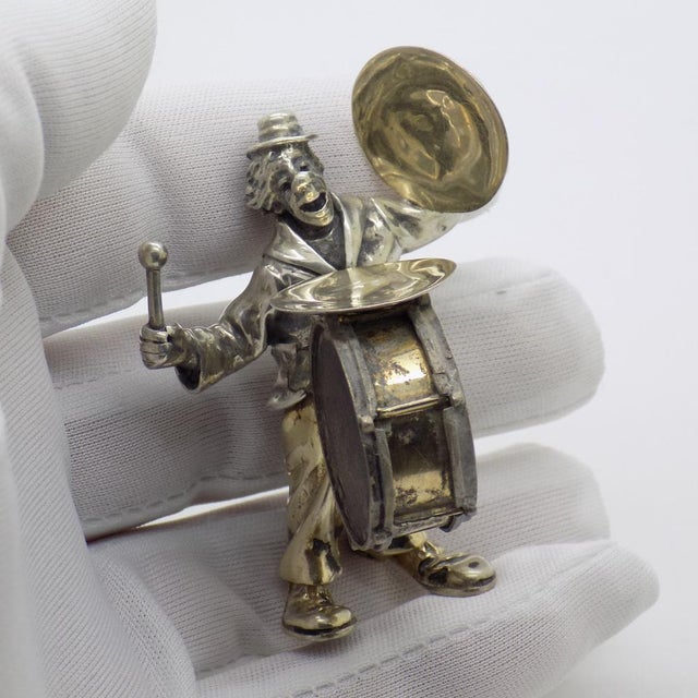 Highly collectible vintage circus clown figurine featuring a drum player, handcrafted in arezzo, tuscany during the 1970s...