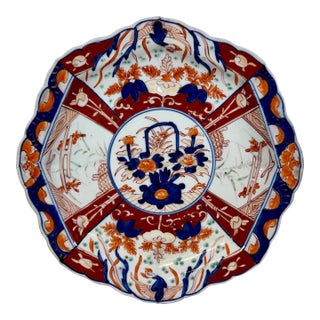 Large Antique Octagonal Scalloped Edge Porcelain Imari Plate Decorated With Vibrant Orange & Red Floral Patterns For Sale