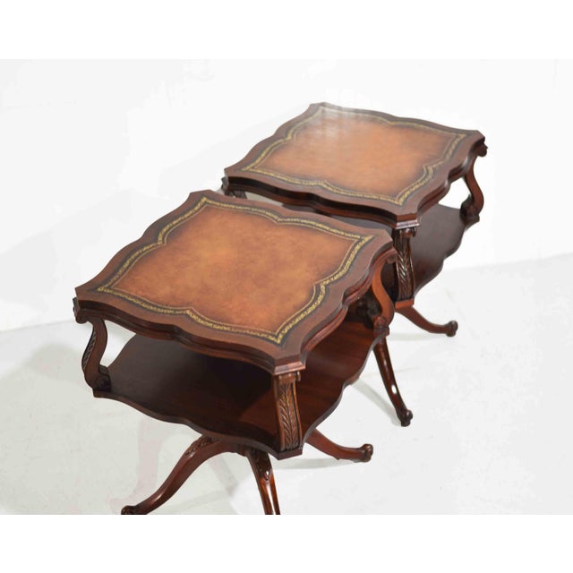 1950s Georgian Revival Leather Mahogany Occasional Tripod Tables by Venice Furniture Novelty Manufacturing Co.Chicago For Sale In Chicago - Image 6 of 13