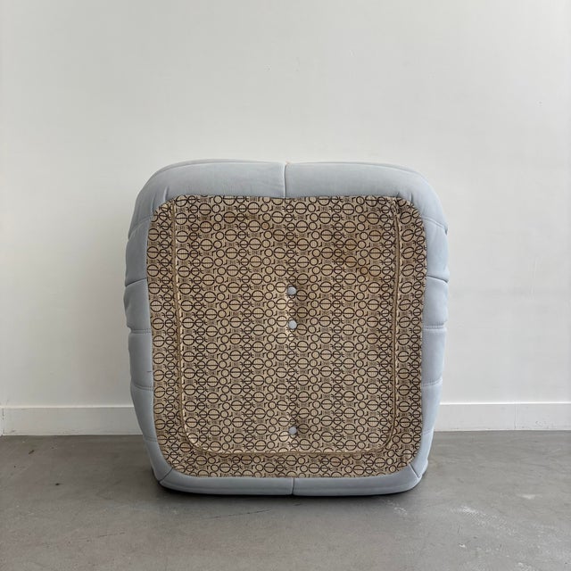 Togo Lounge Chair in Sky Blue Leather by Michel Ducaroy for Ligne Roset, 1973 For Sale - Image 10 of 13